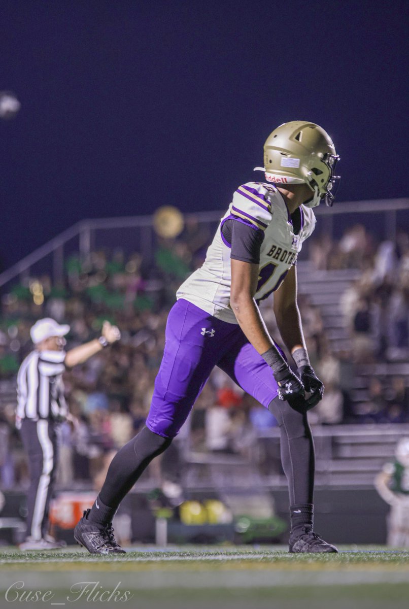Kieghlin Hicks (@kieghlinh) on Twitter photo Kicking the season off 3-0 with my brothers 💜💛!! Here are some highlights from those games ! <a href="/CBASyrFootball/">CBA Syracuse Football</a> <a href="/RealCoachBruno1/">Brian Bruno</a> <a href="/brucewill15/">Bruce Williams</a>
hudl.com/v/2QBCeh Kicking the season off 3-0 with my brothers 💜💛!! Here are some highlights from those games ! <a href="/CBASyrFootball/">CBA Syracuse Football</a> <a href="/RealCoachBruno1/">Brian Bruno</a> <a href="/brucewill15/">Bruce Williams</a>
hudl.com/v/2QBCeh
