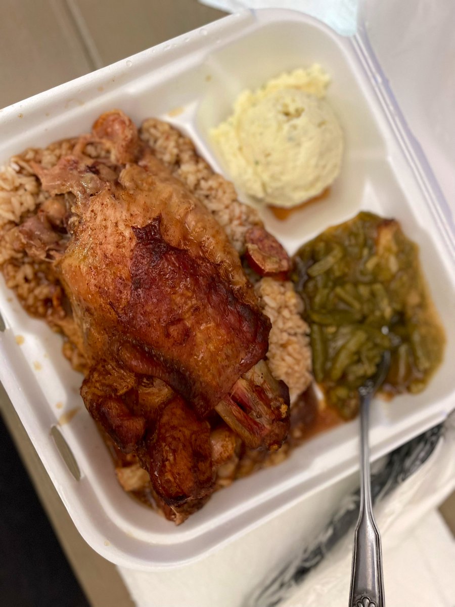 HipHopChef360's tweet photo. Best thing about this #SAINTS game was this plate lunch and the naps after lol
#StuffedTurkeyWing from Laura’s 2 🤤🤤🤤😴😴😴 https://t.co/U2KZFY31Hb