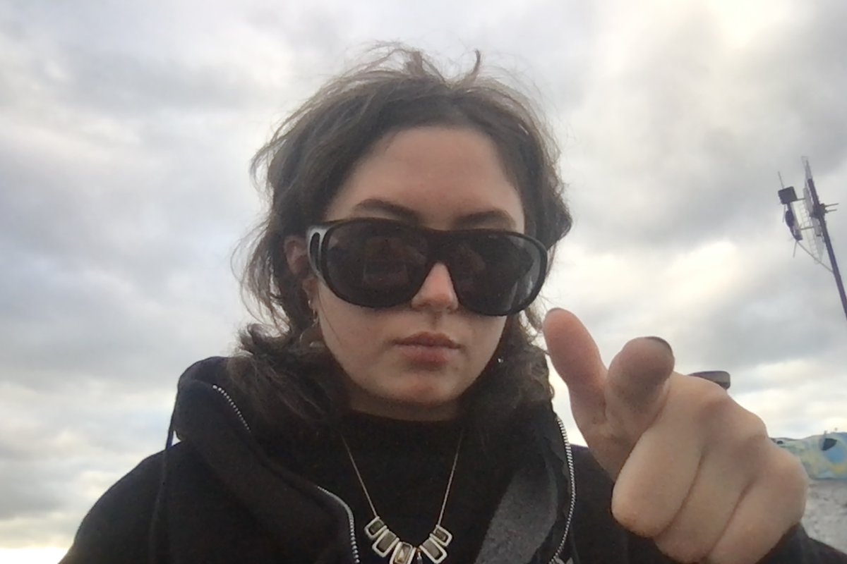 playiin 2 shows in october, see u there &lt;3