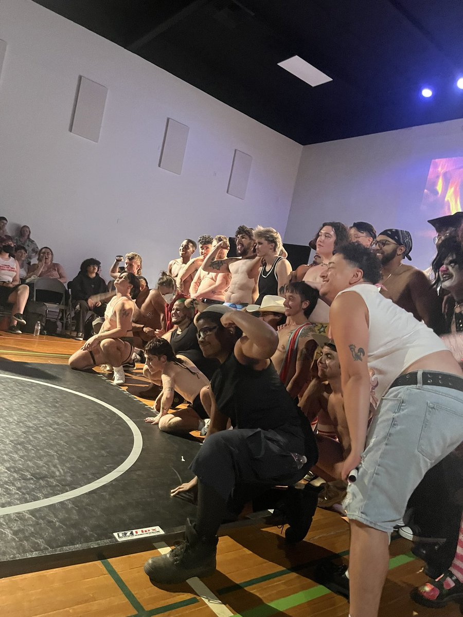 Thread of videos I took from tboy wrestling 🙇<a href="/transdudesofLA/">TransdudesofLA</a>