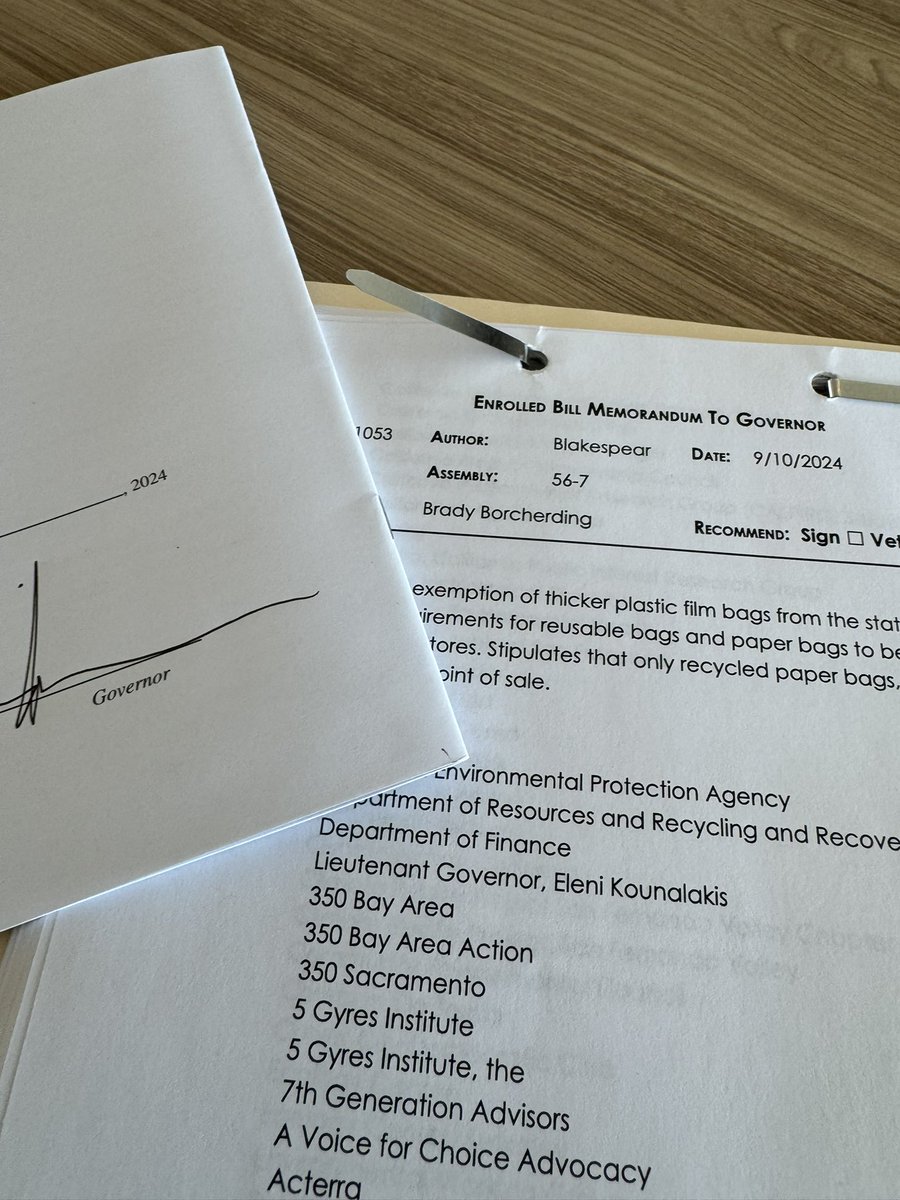 Victory! Thank you, Gov. <a href="/GavinNewsom/">Gavin Newsom</a> for signing new law #SB1053 to shut #DeLeonLoophole &amp; end travesty of thicker #PlasticBags that have choked our communities &amp; riverbeds with even worse, costlier waste <a href="/CalMatters/">CalMatters</a> <a href="/latimes/">Los Angeles Times</a> <a href="/sacbee_news/">The Sacramento Bee</a> <a href="/LAist/">LAist</a> <a href="/mercnews/">Mercury News</a> gov.ca.gov/2024/09/22/gov…