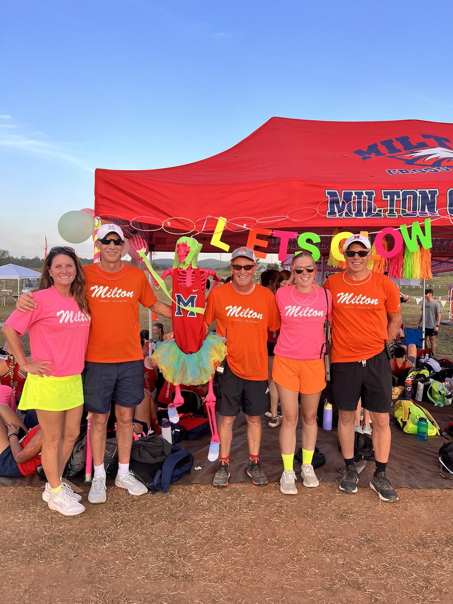 xcmilton's tweet photo. @ATLtrackclub One of our favorite meets to race at all-season! @AlphaCrush &amp; US are the only teams that have run every edition of the meet, 10yrs straight!! https://t.co/LwjOhjRPjw