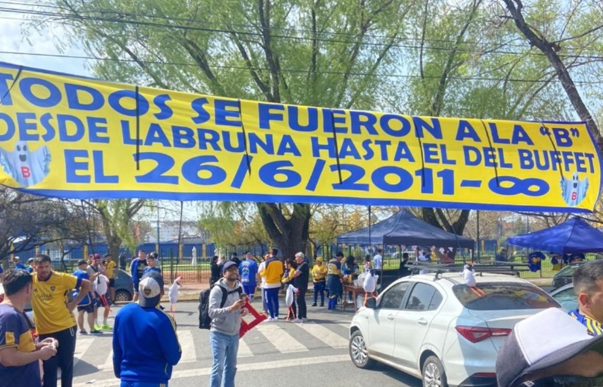 Aunque ganes o pierdas
No me importa una mierda
SIGO SIENDO BOSTERO
Por qué a BOCA LO QUIERO
🇸🇪🇸🇪🇸🇪

BFL💙💛💙