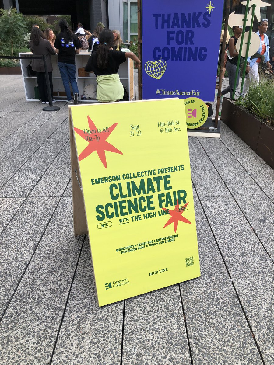 desilvaneil's tweet image. Caught @EmCollective ‘s #climatesciencefair in the High Line today.  Really a must attend for families.  Really interesting set of change agents providing insights into their innovations in sustainability and climate.  Congrats to organizers, including my friend Amanda