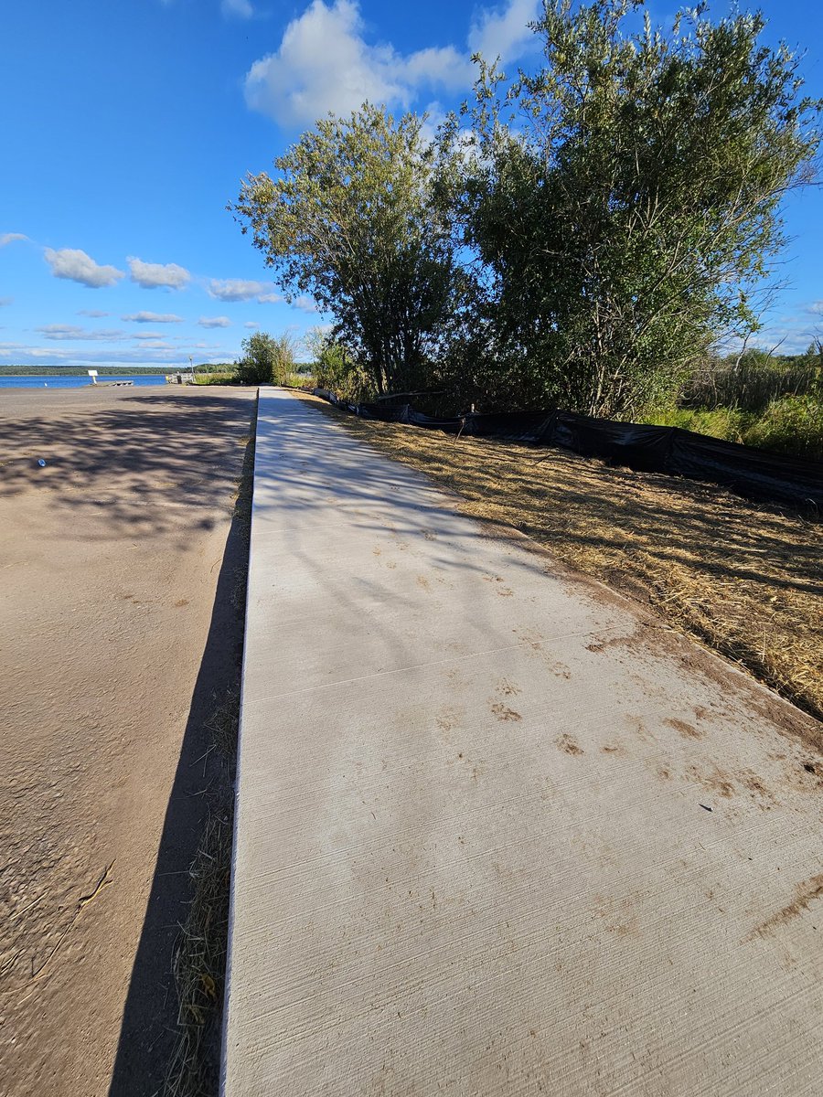 UPTreefarmer's tweet photo. Thanks to DP Construction for the great job on the accessible sidewalk from the pavilion to the waterfront funded by the Michigan Department of Natural Resources Spark Grant with additional funding from the Chassell Lions Club! #Chassell #accessibility #MDNR #SparkGrant https://t.co/VtJIZTMiI1