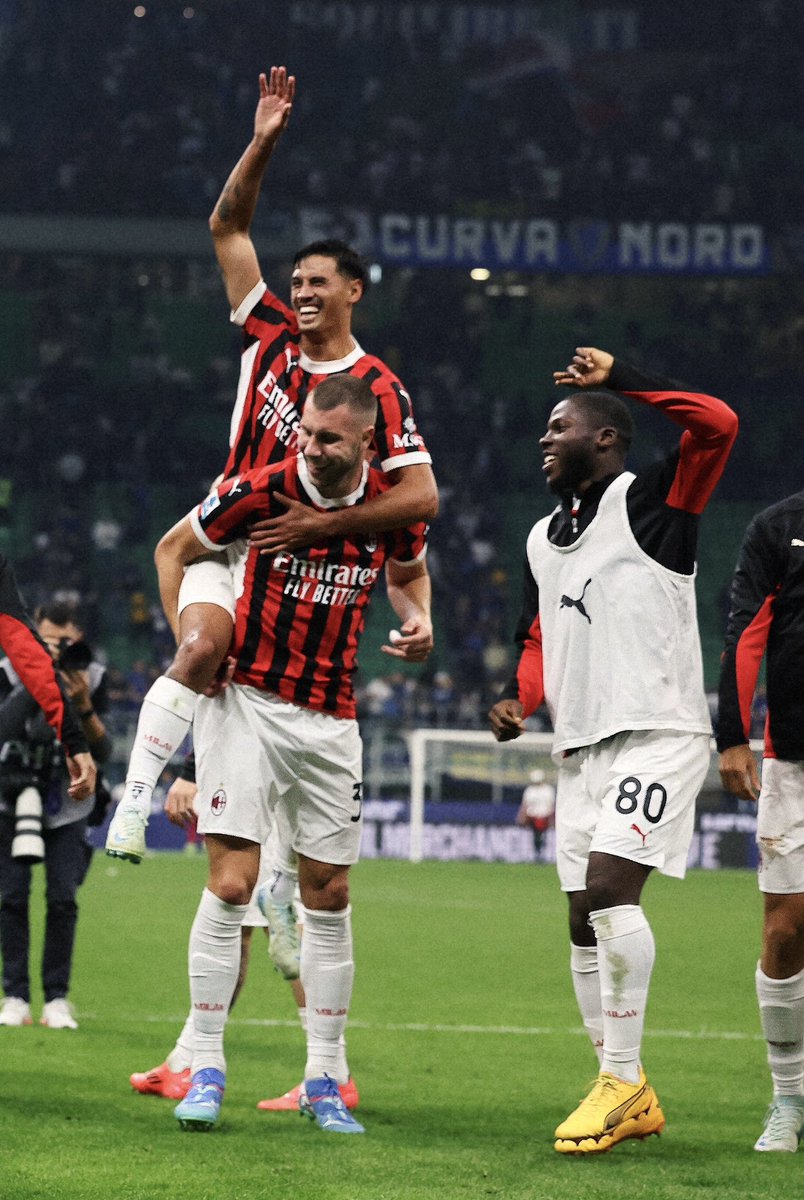 ❤️🖤 #ACMilan