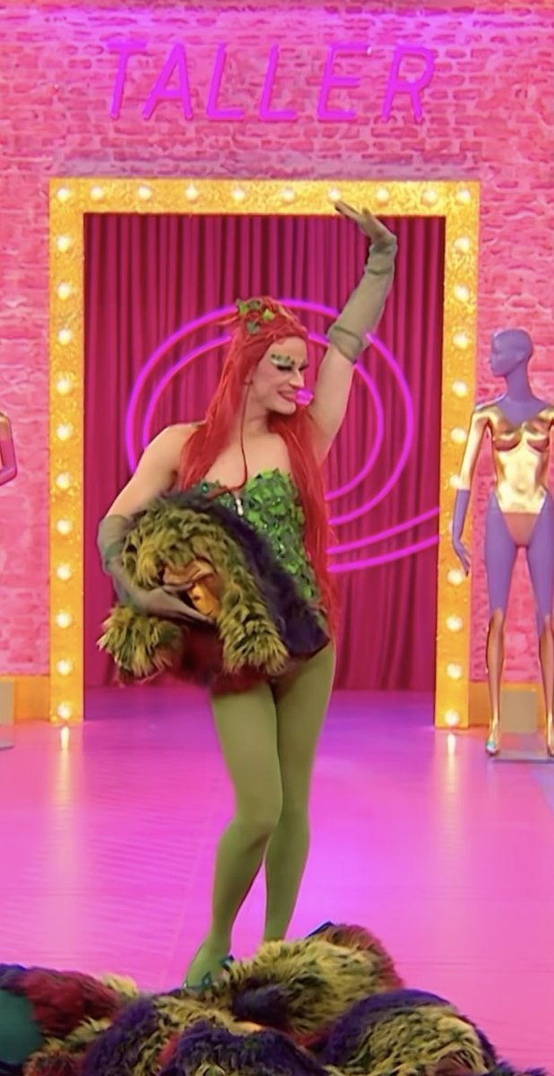 mariokhlo's tweet photo. angelita la perversa  #DragRaceEspaña #DragRaceEstreno https://t.co/mvq5SfdliY