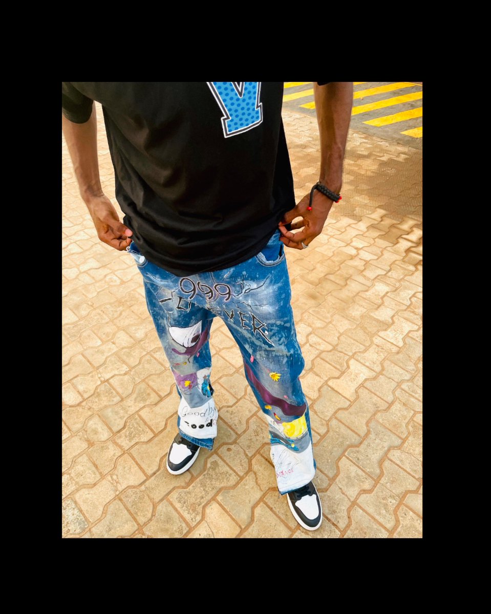 podoskiofficial's tweet photo. #999🔮
-
-
-
👤: @podoskiofficial
-
👖: @GrasiaTheArtist
-
#juicewrld #luciddreams #explore #customwears https://t.co/CBPgMr4p8I
