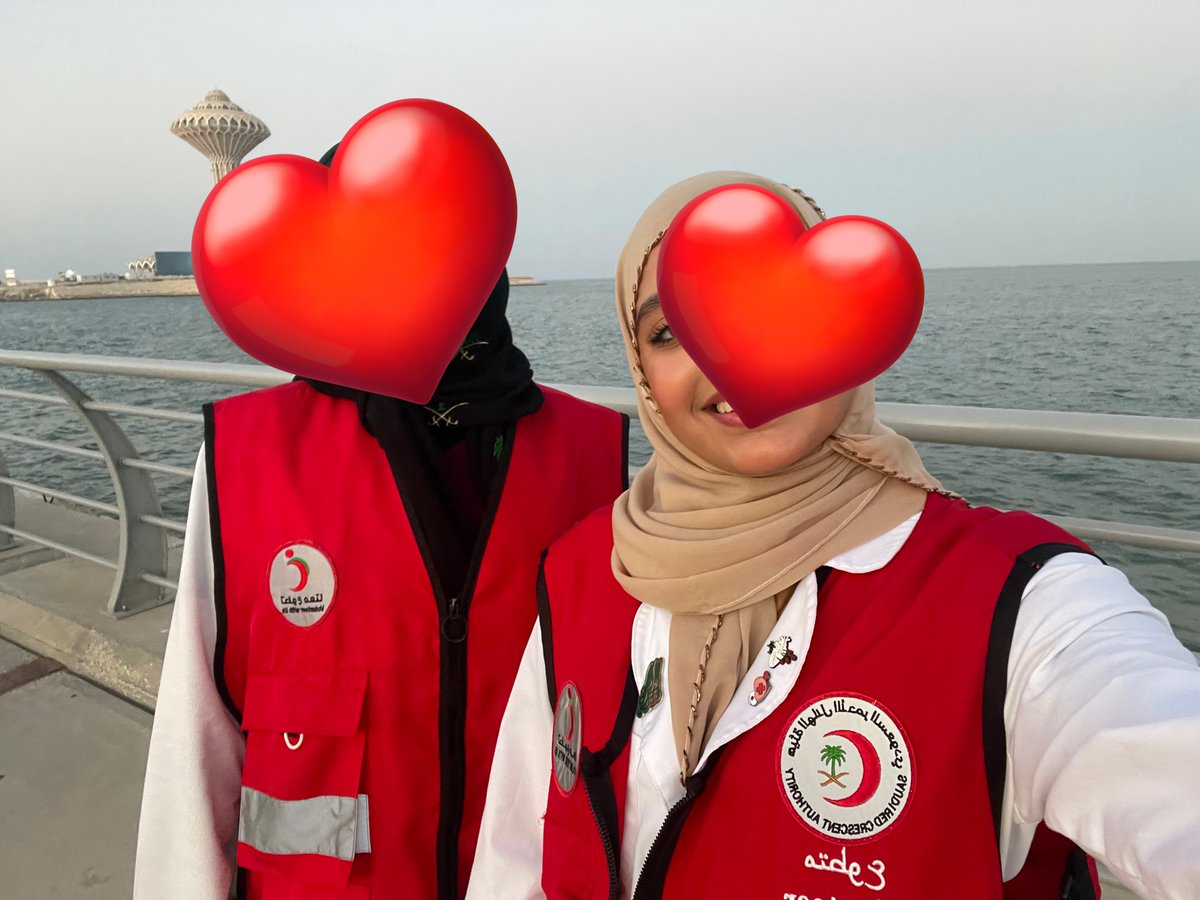 MA27LAK's tweet photo. عشوائيات التطوع اليوم🥹🇸🇦♥️♥️
على ان جيت من المطار عالتطوع بس اليوم كان ١٠/١٠ الحمدلله!!🚑🩹✨✨
-ALT-
#اليوم_الوطني_السعودي https://t.co/yhkUXrARrD