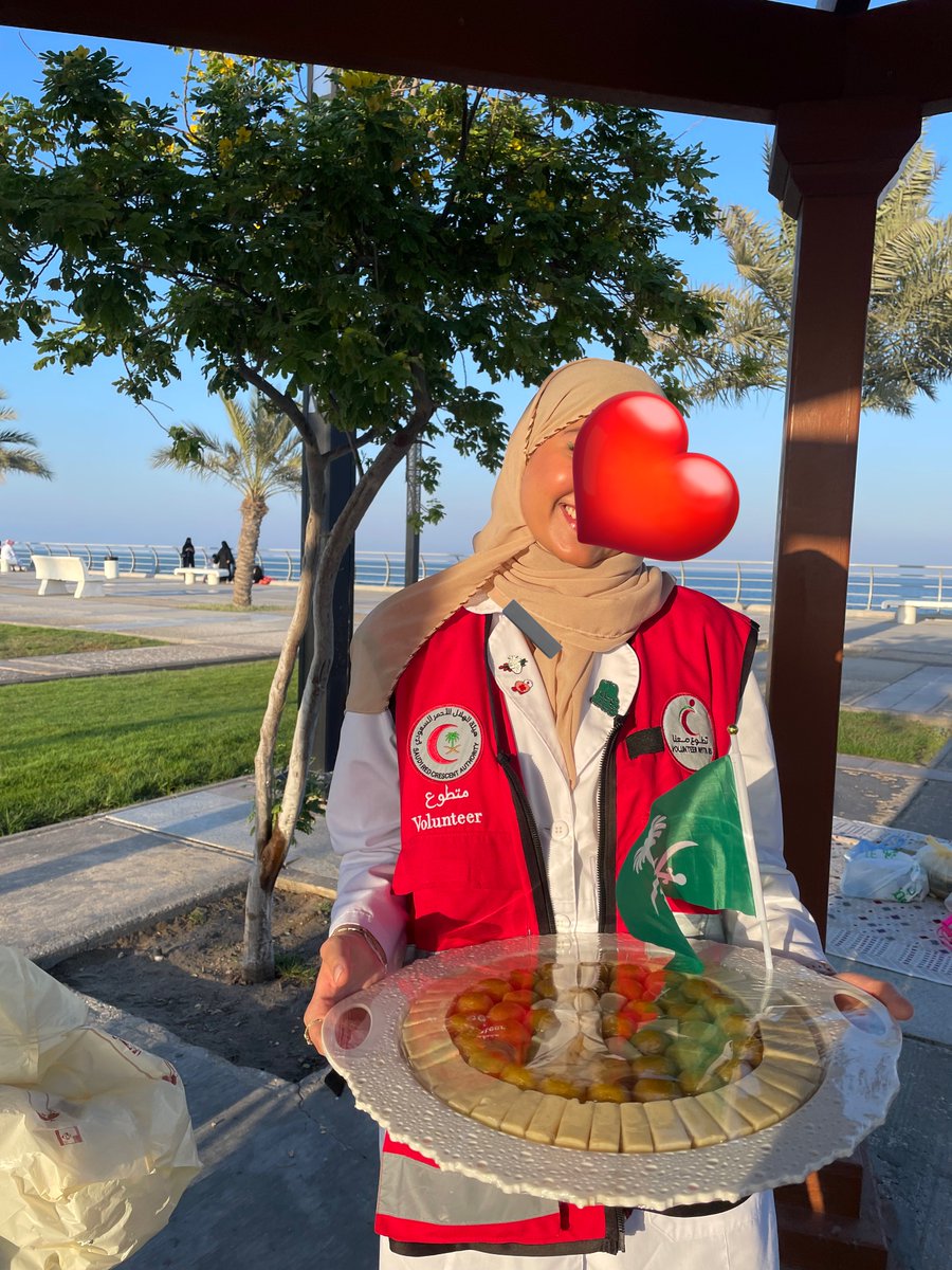 MA27LAK's tweet photo. عشوائيات التطوع اليوم🥹🇸🇦♥️♥️
على ان جيت من المطار عالتطوع بس اليوم كان ١٠/١٠ الحمدلله!!🚑🩹✨✨
-ALT-
#اليوم_الوطني_السعودي https://t.co/yhkUXrARrD