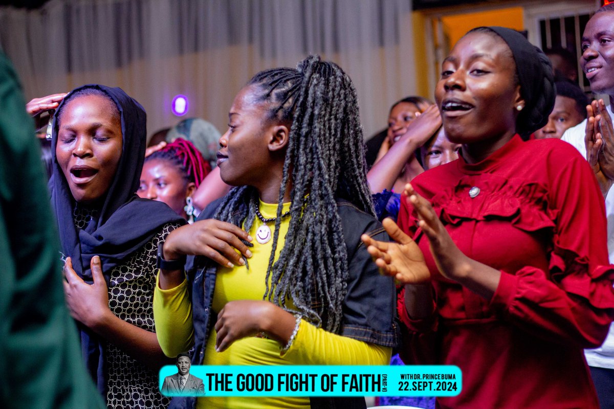 aocmizioncity's tweet photo. 🎶🎶

The Lord our God, He's king of Israel
He's given us his son, Emmanuel 
Atonement for all of our sins
A gift to set us all free
So let there be praise (2x)
With all of my heart, I will lift up my voice to you and I will sing
Wetin I go give to you, my praise, eh-eh https://t.co/KMUuaTY7nP