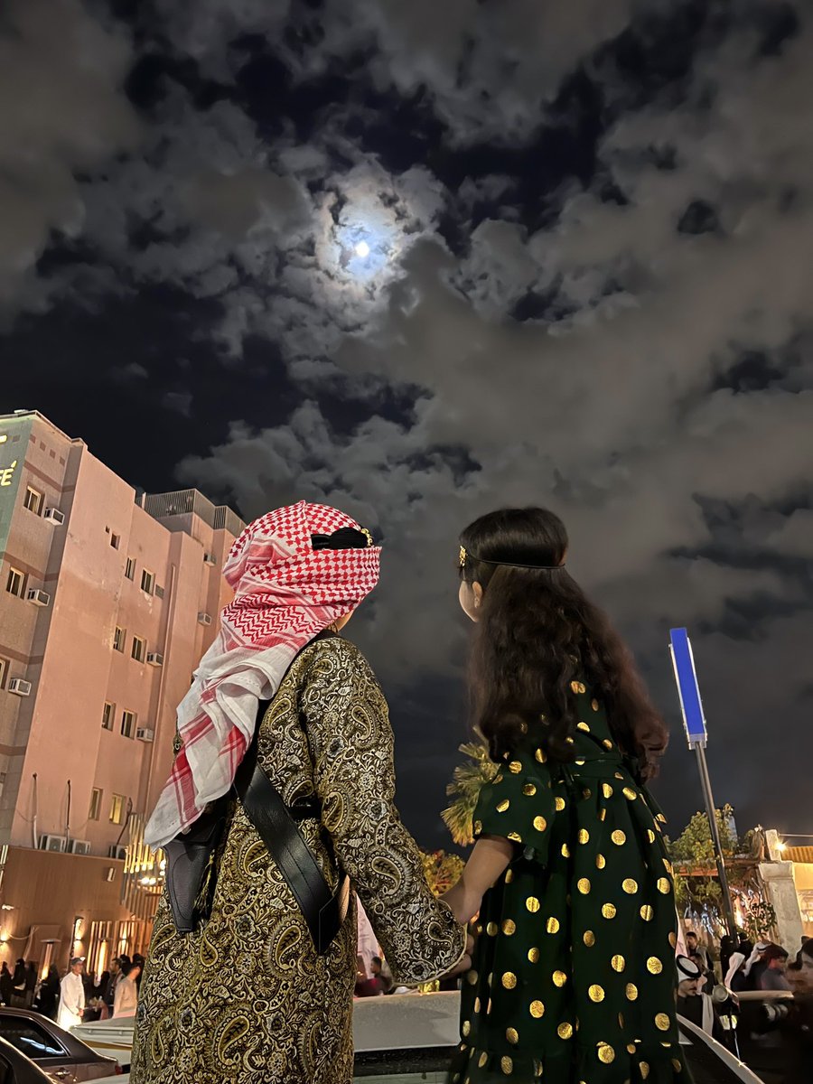 كل عام وحنا بأول الصفوف 🇸🇦