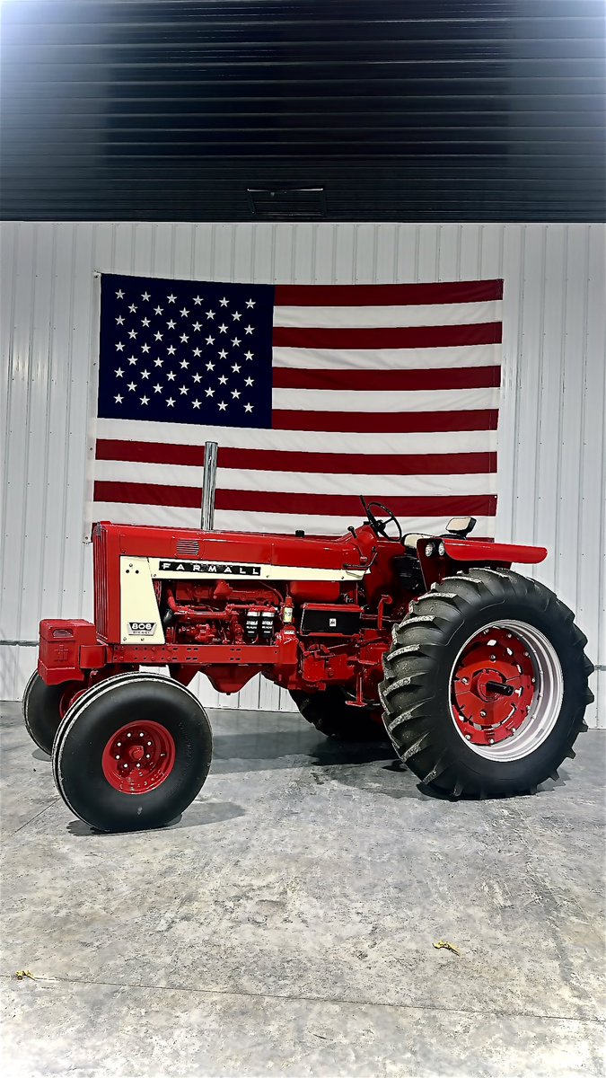 JacobsenJaden's tweet photo. Our first customer appreciation and open house in the new seed shed was a success!  @BecksHybrids #wearebecks https://t.co/lMak9ikzBT