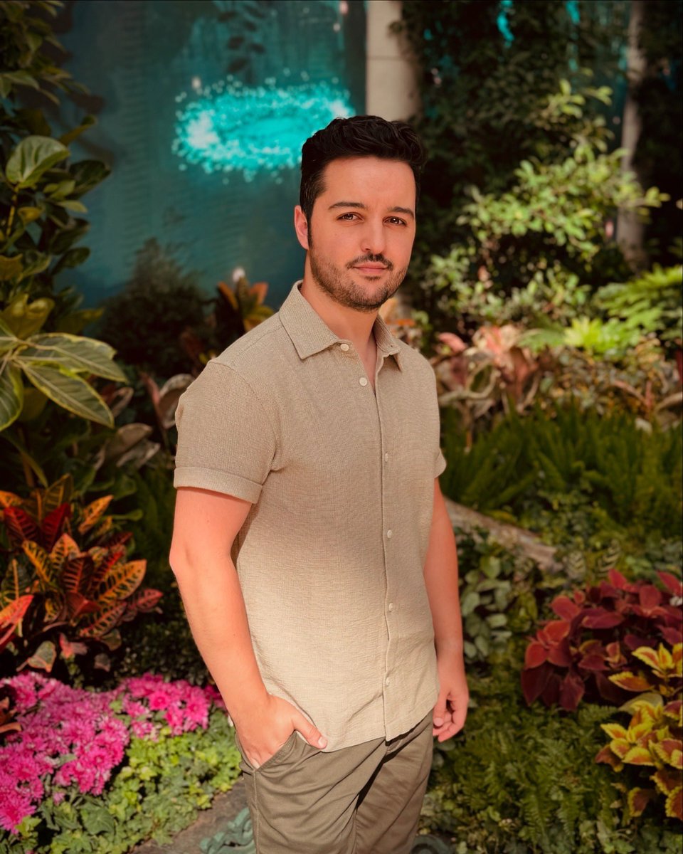 Vegas was a TIME! Feeling inspired and ready to take on all of the dreams flowing through my brain! ♥️