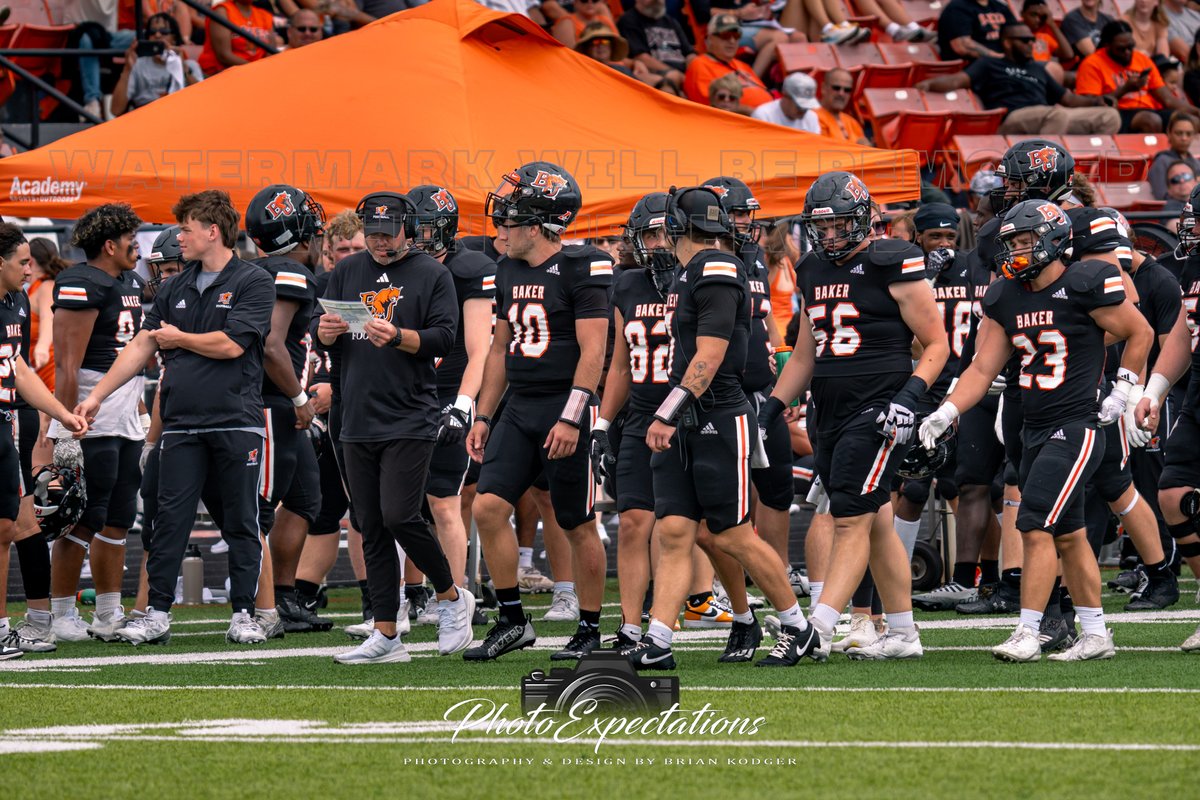 PhotoExpectatio's tweet image. Baker U vs Culver-Stockton preview shots and album. Baker walks away with another victory on the season at 61-7.
To view full album and purchasing options, visit the following link to my website. For any questions, please DM me.
photoexpectations.com/.../Baker-U-vs…
