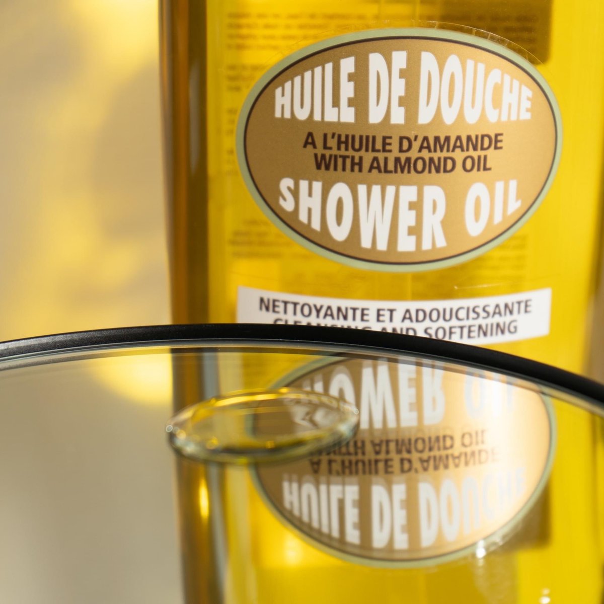 acaciauta's tweet photo. L'Occitane Almond Shower Oil 🍂
.
🌱 ขจัดสิ่งสกปรกได้อย่างล้ำลึก (จริงๆแอบรู้สึกว่าช่วยเรื่องสิวที่หลังด้วยนะ)
🌱 บำรุงผิวให้ชุ่มชื้นและผิวนุ่มมมมม
🌱 ตอนแรกจะเป็นเนื้อออยล์พอโดนน้ำจะกลายเป็นเนื้อครีมน้ำนม ละมุนนน
.
พิกัด https://t.co/uQbtIhZ70P
#ShowerOil #รีวิว #ใช้ดีบอกต่อ https://t.co/bt9GssA9g9