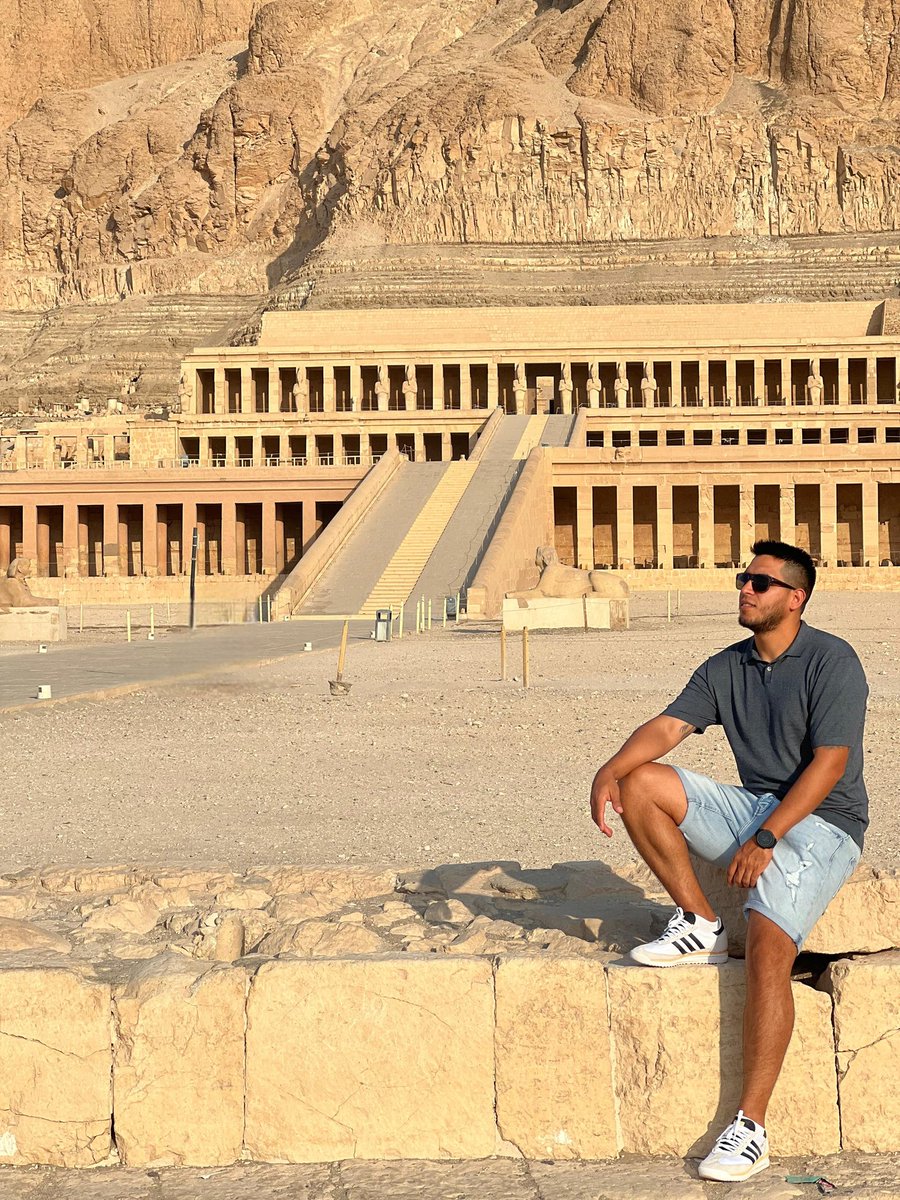 FrancisPime's tweet photo. Y aunque no sepas seguiré esperando el momento perfecto! 🎈
#travelingegypt 📸
#karnaktemple ✨️ https://t.co/0ZTaMBgQay