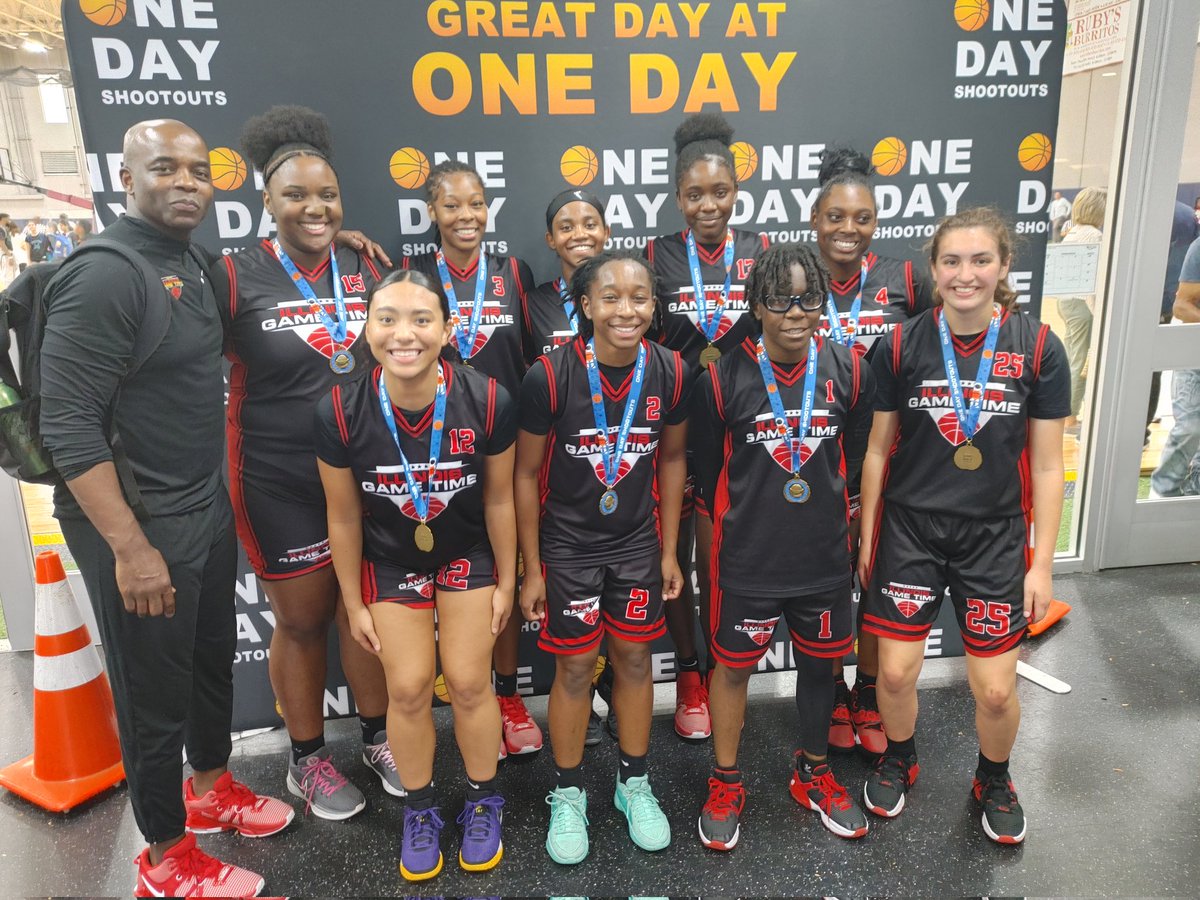 OneDayShootouts's tweet photo. 🏆Congrats to IGT-Varsity HS Girls White Champion at today's Culver’s Shootout. 🍔@culvers 

🍁One Day FALL SLAM Sept 28-29 “ in Romeoville &amp; Northbrook.
https://t.co/voqG6sqLV5 https://t.co/xZAQSTwACF