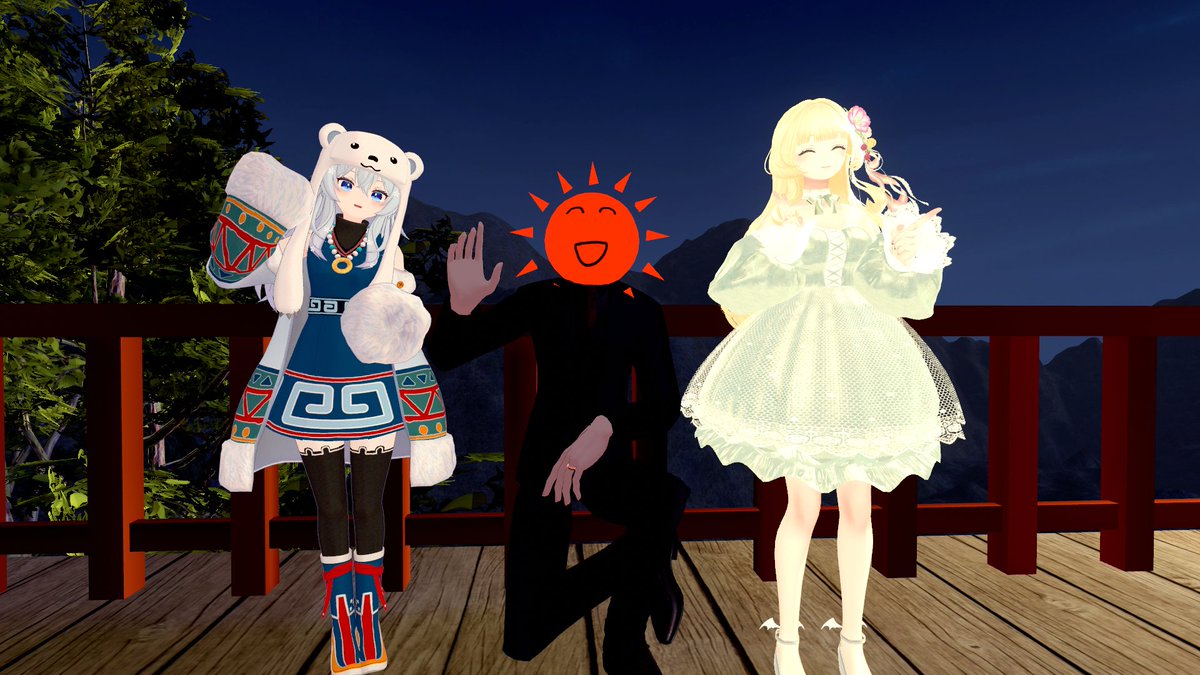 stocgn's tweet photo. VDASHOWCASE~上演後~
主催のE-SUKEさんと写真を撮りました!
カソウ舞踏団withサンリオキャラクターズのお話をしたら、なぜ太陽の頭なのか教えてくれました。
ご自分で1時間かけて太陽を作ったそう。
アバターをかえて写真を撮ってくれました🥰
#VDASHOWCASE #カソウ舞踏団 https://t.co/LAMHbRRMYG