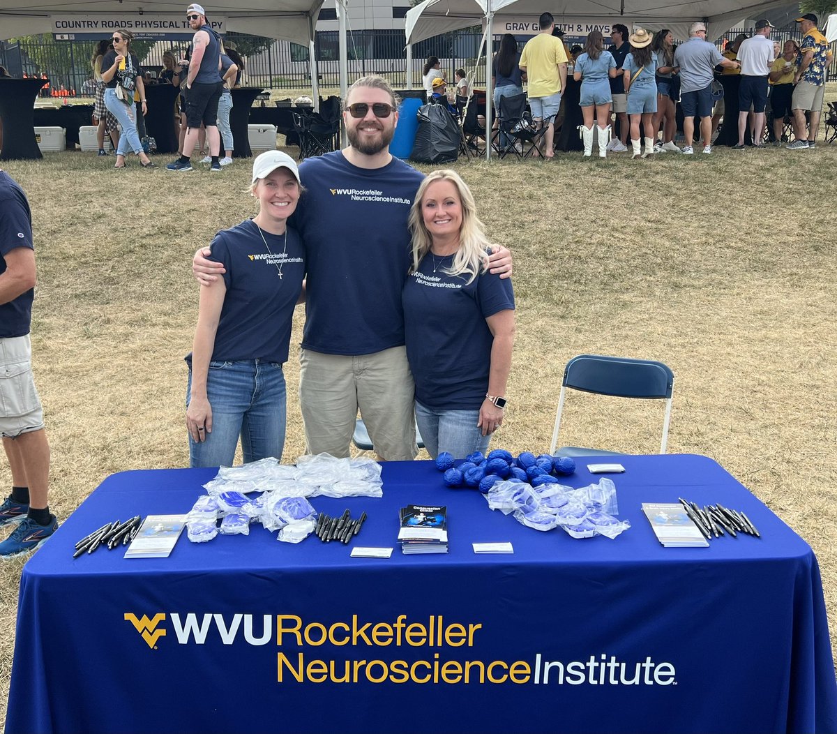 WVURNI's tweet image. We turned National #ConcussionAwarenessDay into a full weekend!

Our Concussion &amp;amp; Brain Injury Center team set up at yesterday’s WVU game to share information about concussion and brain injury, both on and off the field.