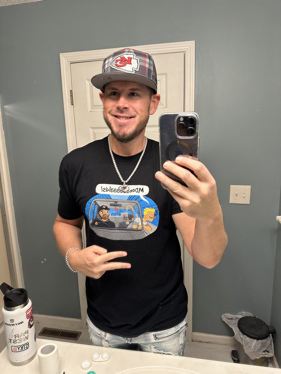 Sean Edwards tweet media