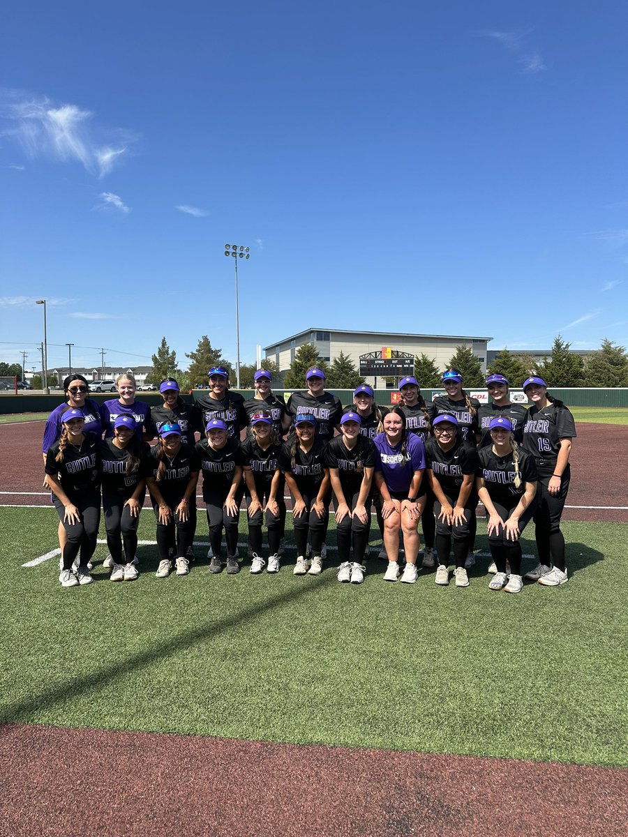 First 2 fall games for this squad! Thank you <a href="/Gorilla_SFB/">Pitt State Softball 🥎</a> and <a href="/OmahaSB/">Omaha Softball</a> for having us out!