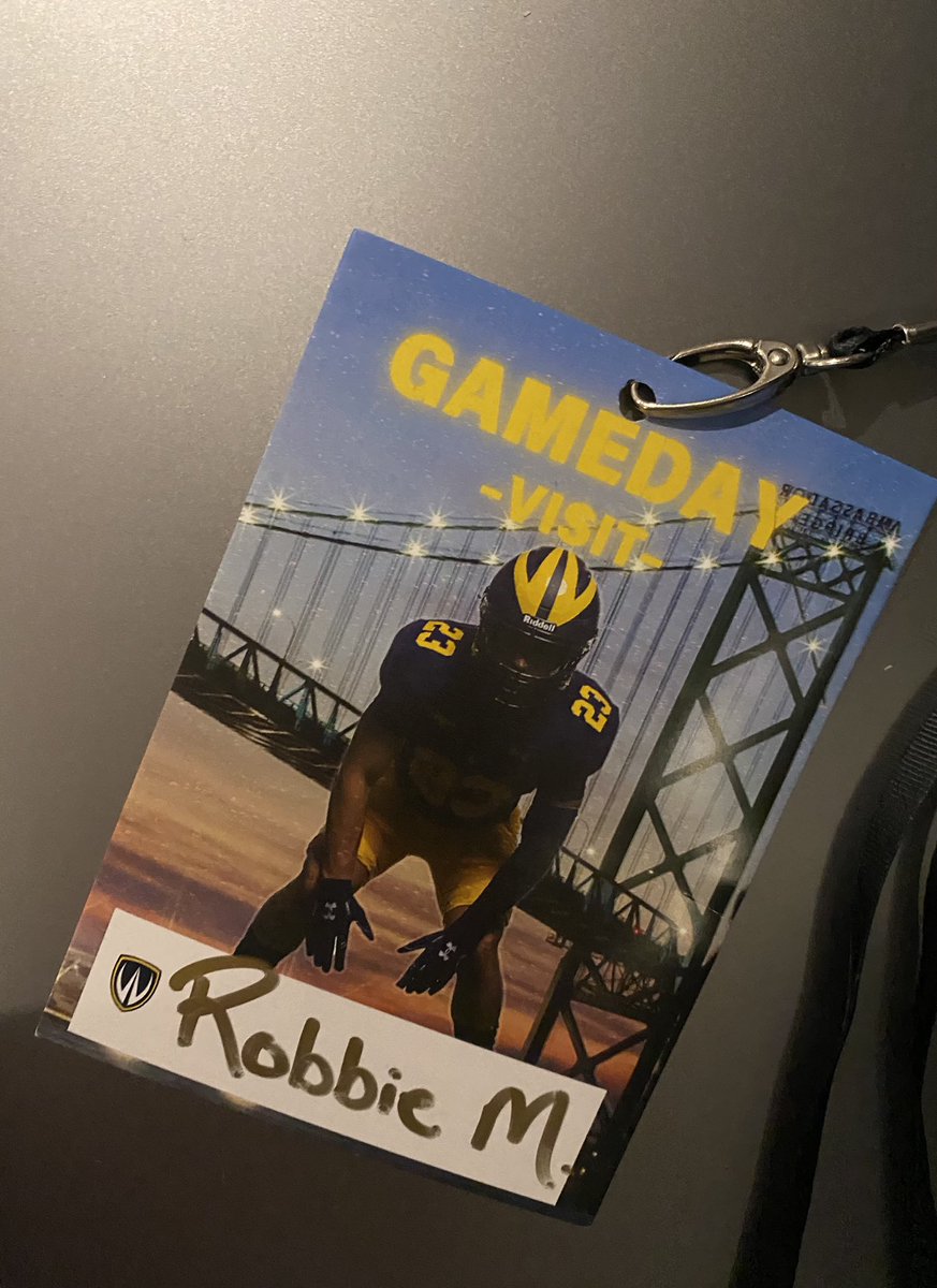 Thank you <a href="/CoachVaikla/">Nathaniel Vaikla</a> and <a href="/UWLancerFB/">LancerFootball</a> for an amazing game day visit!