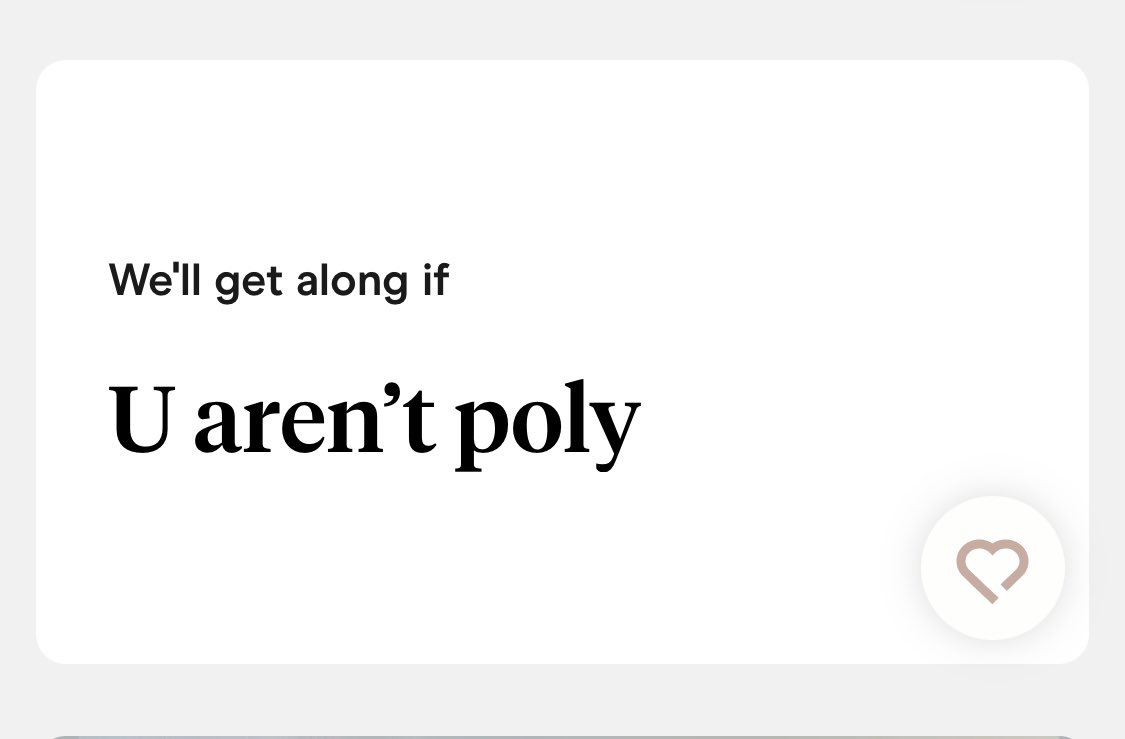 jiracci's tweet image. this absolute hinge diva