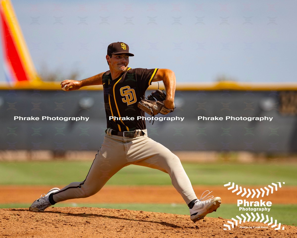 Phrake Photography tweet media