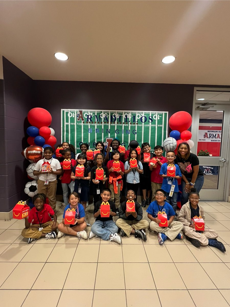 Ms Casey Archield tweet media