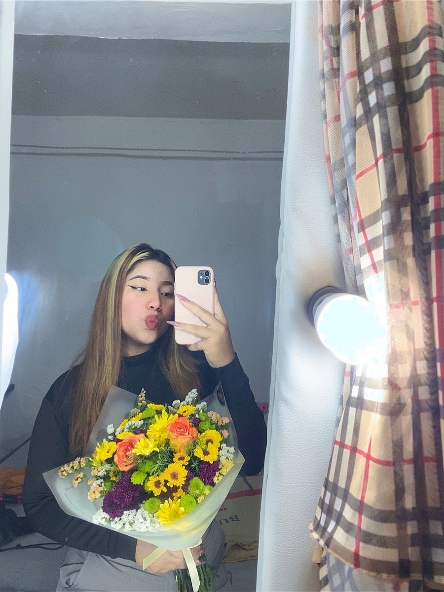 chantycry's tweet photo. No fui pero ni un poco espectadora💗 https://t.co/DIriJonUMh
