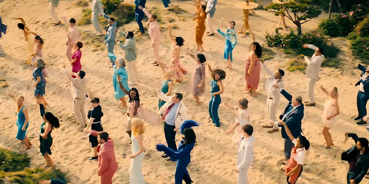 ardmoreira's tweet photo. Se fosse em Portugal esta série abria com o esquema 
(É a Perfect Couple da @NetflixPT) https://t.co/EOi4Iouokl