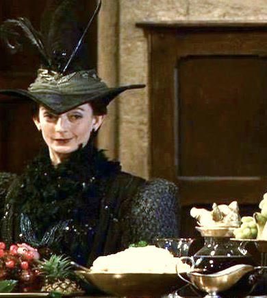 jayradlucas's tweet photo. they call it the great dining hall because sis is sitting there EATING it every single meal https://t.co/R8oEvyMMue