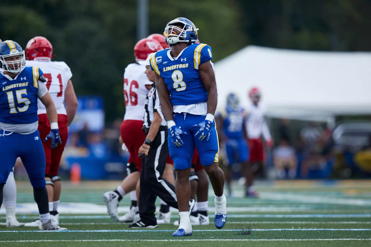 Dwooodiy's tweet photo. After a great call with @CoachL59 I’m blessed to have received my second offer from @LimestoneFB 
@CoachJMcKoy 
@CoachEBenton https://t.co/EZDTUvqw0j