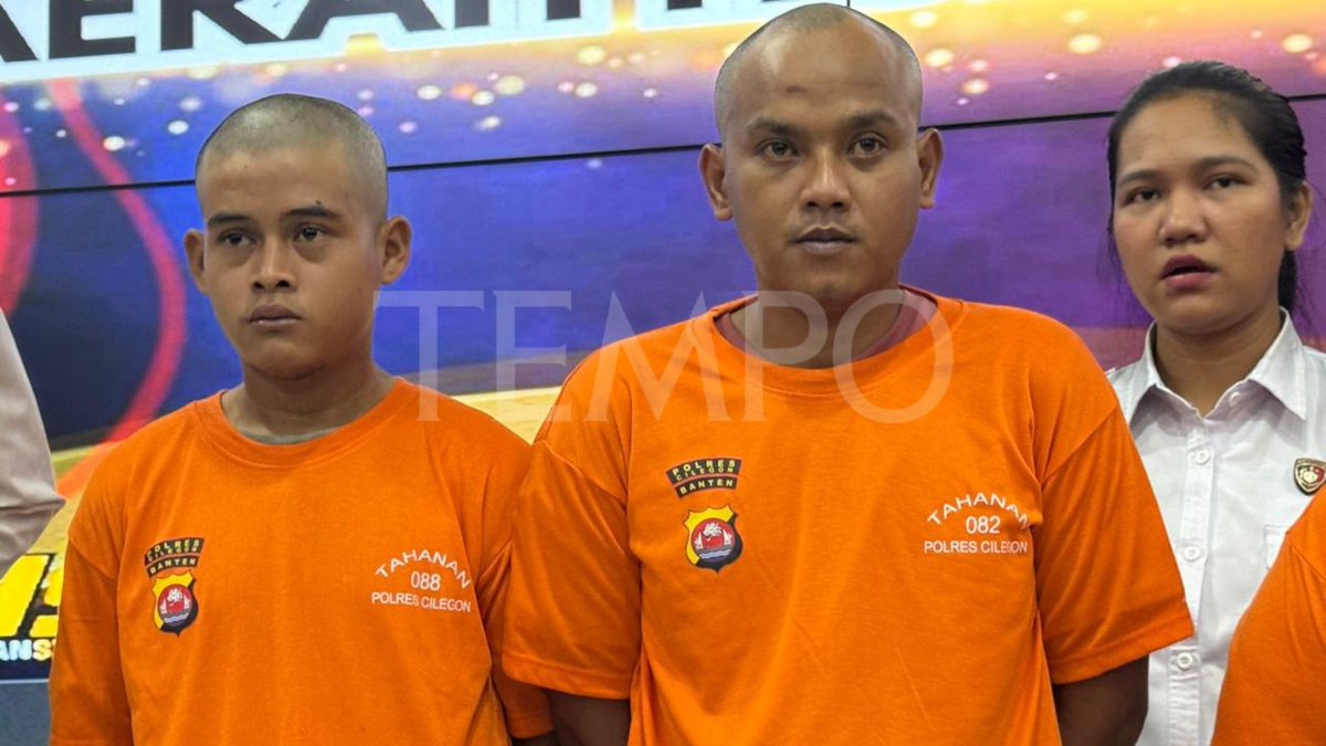 JhonSitorus_18's tweet photo. Tampang2 pelaku PENCULIK dan PEMBUNUH Aqila Aqilatunnisa Prisca Herlan di Cilegon

Yang laki2 masih begitu muda dan terlalu polos sepertinya, yang emak2 udahlah MADESU

Ancaman pidana Hukuman MATI dan atau PENJARA SEUMUR HIDUP karena ini adl :
✅️ Pembunuhan berencana
✅️ Penculikan
✅️ Penganiayaan terhadap anak dibawah umur
✅️ Ancaman pembunuhan

Selesai kalian