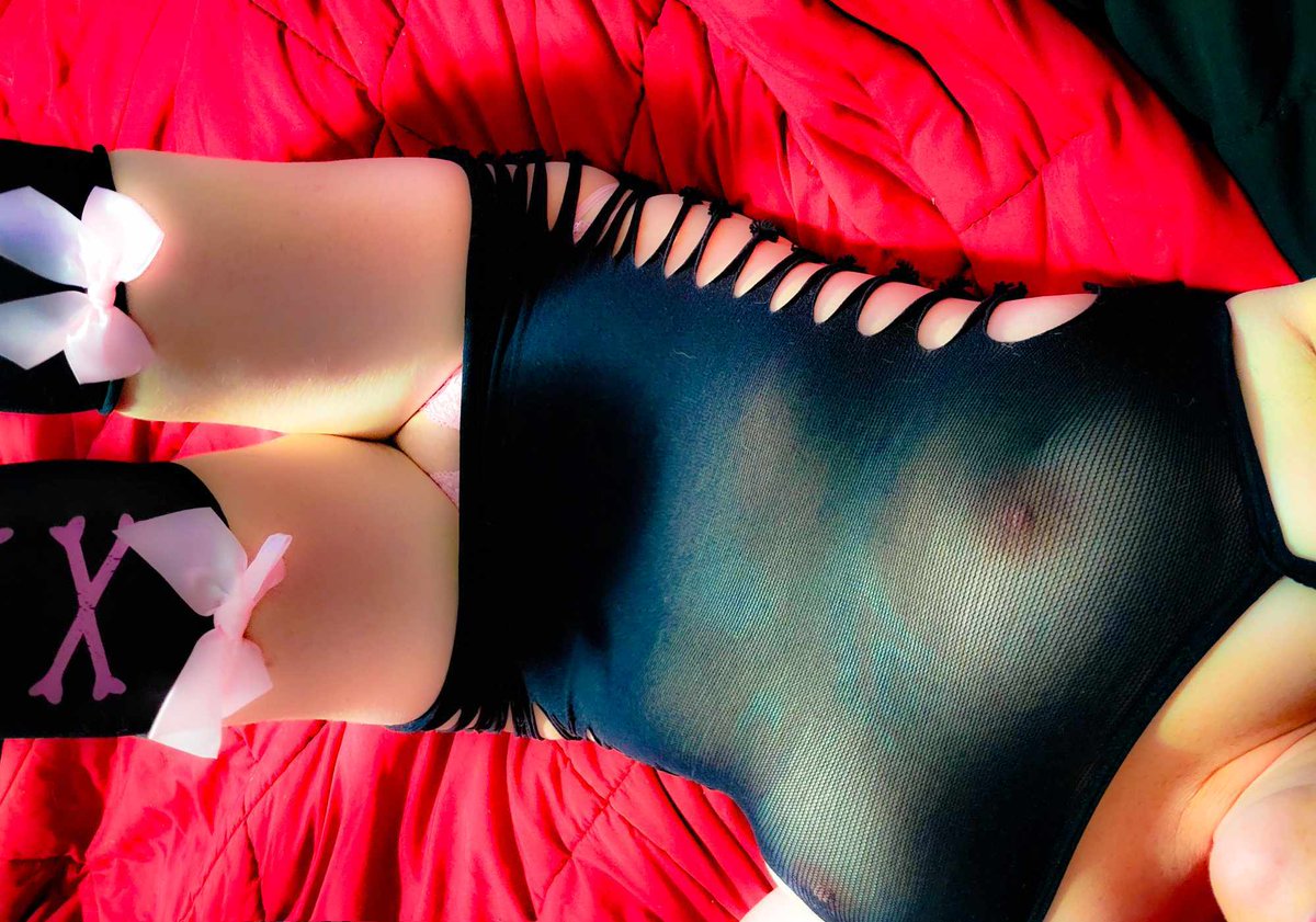 EssenTee24's tweet photo. #Pawgirl
#pawgirls
#pawgbooty
#canadiangirl
#seductive
#yummy
#lace
#like4like
#instagood
#photooftheday
#diesel
#dieseltrucks 
#dieselgang
#instadaily 
#sexymom
#spankass
#loveass 
#bootylovers
#curvysexy
#nakedbeauty
#bootyworkout
#jellobooty https://t.co/BruukK3lPM