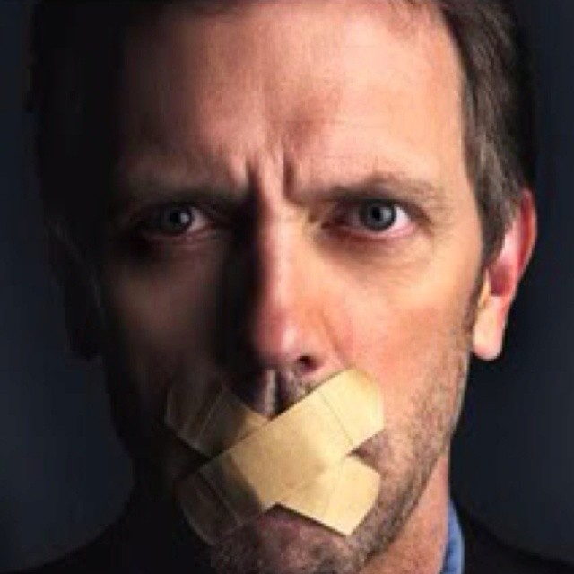 lolojefie's tweet image. how it feels when someone mentions your interest you're heavily educated in but you have to act like you dgaf