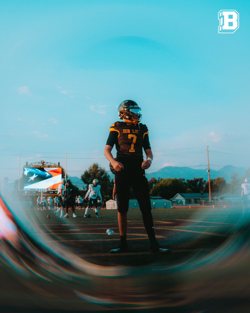 A lot of season left📈

5 Game Highlight👇🏽 
hudl.com/v/2Q65iR

<a href="/2nrodriguez/">Noah Rodriguez</a> <a href="/tommy_tucay/">Tommy Tucay</a> <a href="/qbeacademy/">Coach Mike Esquivel</a> <a href="/coachcastro626/">626COACHC🏴‍☠️</a> <a href="/coach_fierro/">Coach Daniel Fierro</a> <a href="/CoachJKnight/">Coach Joshua Knight</a> <a href="/alecsimpson5/">Alec Simpson</a> <a href="/latsondheimer/">eric sondheimer</a> <a href="/James_Escarcega/">James Escarcega 📈🏈🏀⚾️🥎 🤼🤽🏽‍♂️🏊🏼‍♀️🏌🏻⚽️</a> <a href="/210PrepSports/">210 Prep Sports</a> <a href="/SGVNSports/">Fred J. Robledo 👨🏻‍💻</a> <a href="/tspeterson40/">Tim Peterson</a> <a href="/PGregorian/">Paul Gregorian</a> <a href="/PrepRedzoneCA/">Prep Redzone California</a>