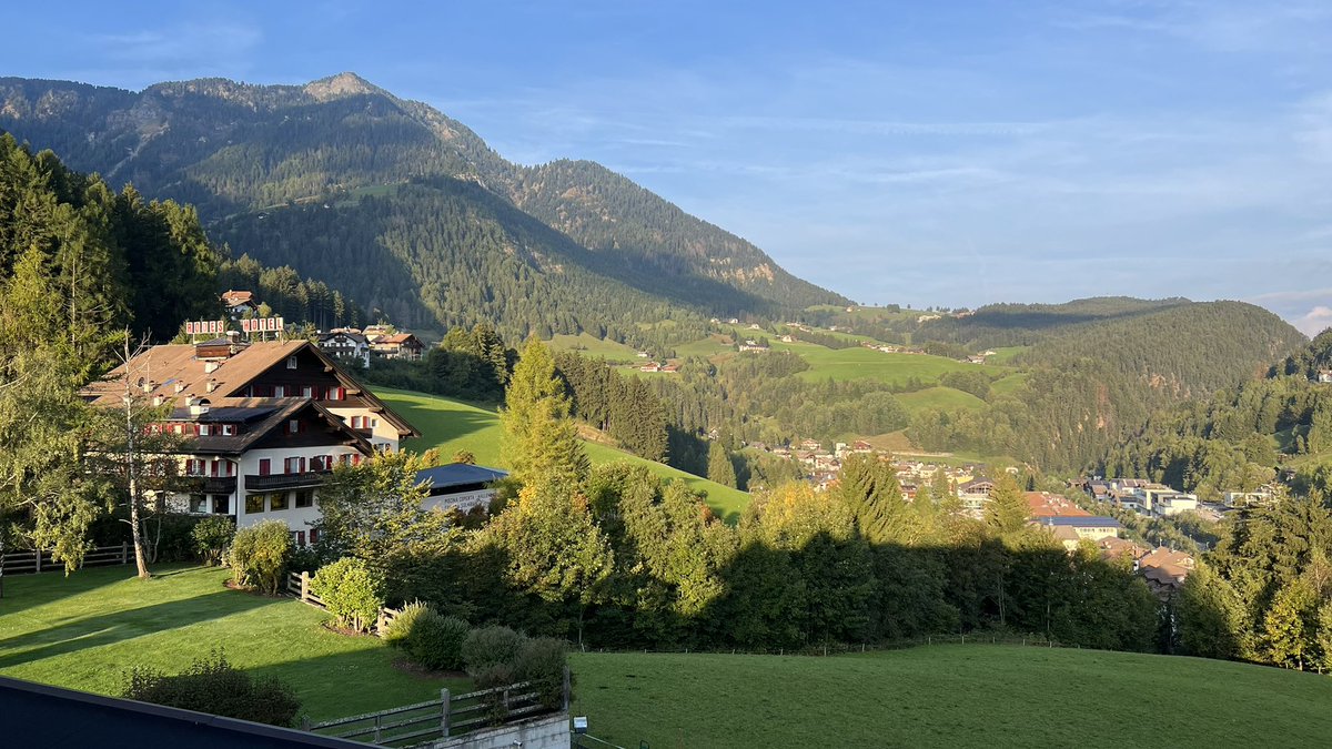 rossmackenzie's tweet image. Monday Morning. Balcony View. #ValGardena #AltoAdige