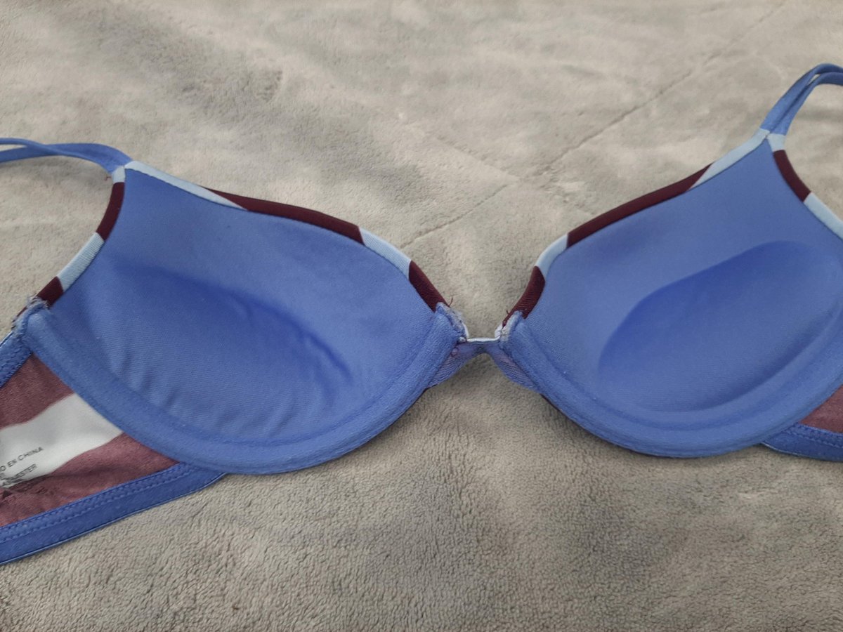 Girl sexy bra 18k tweet media