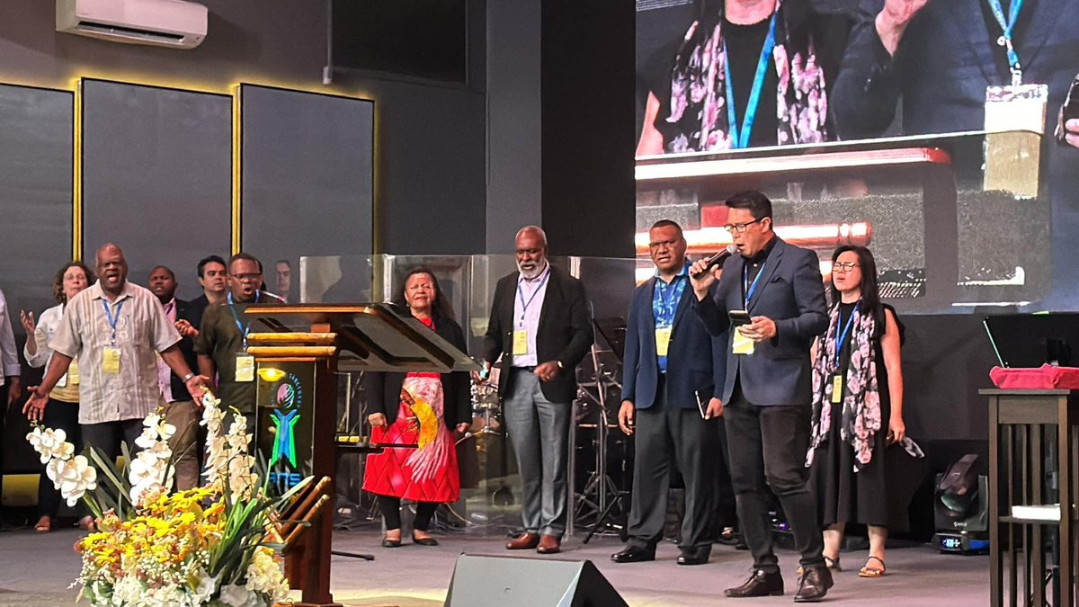 benirawan's tweet photo. I had the honour of joining other leaders from different nations in the Oceania region on the stage to pray for our nations at the recent conference in Malaysia that was attended by approximately 700 people from 36 different nations. 🙏🌏🇦🇺 https://t.co/uygAZXPnCz
