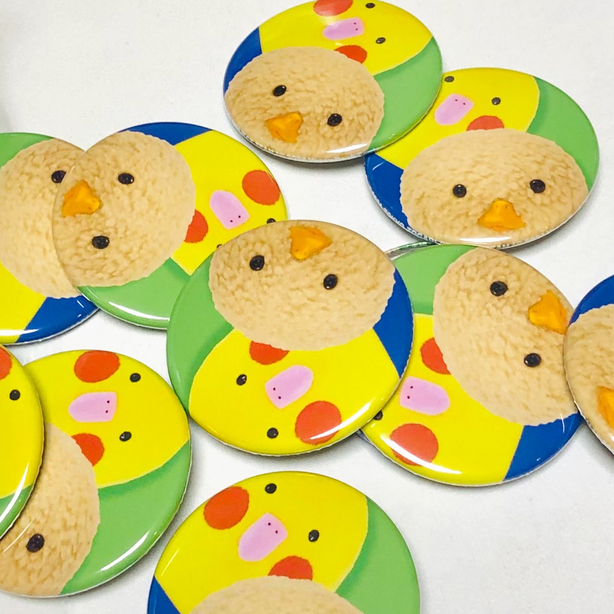 「東京えきの、新しいやえすブクセンターに、あそびに来てねぼくとやえちゃんの、オマケ」|東京トガリのイラスト