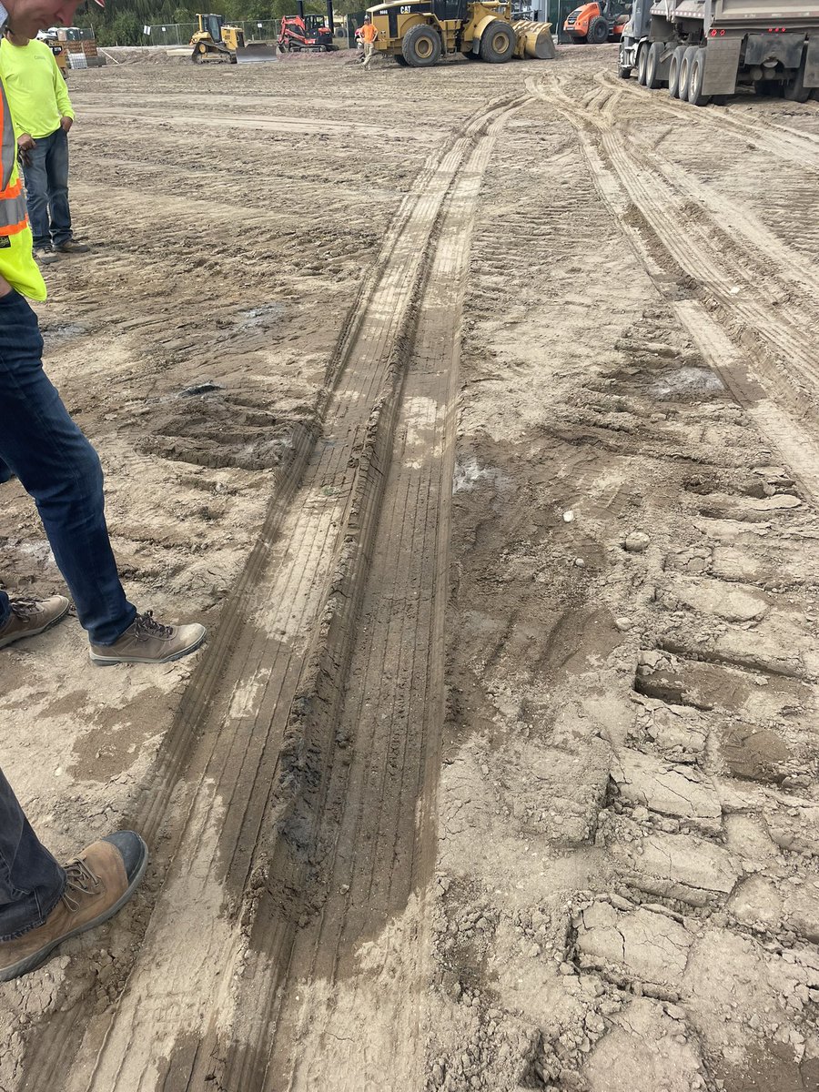 mitchhooten's tweet image. Week #2 Highlights. #newfield #30to15 @TheMotzGroup @fieldsourceohio