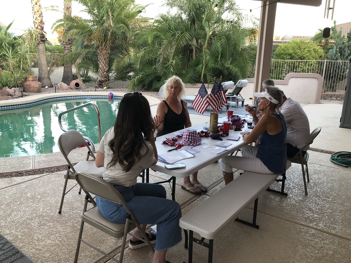 ConservativeKFC's tweet image. Forget a Mary Kay or Pamper Chef party, have a postcard/door knocking party instead! 

All you need is some postcards, stamps, a charcuterie board and you’re all set! 

GET TO KNOW YOUR NEIGHBORS! 

Invite your neighborhood to help save America! 💪🏼🇺🇸📮❤️🦅💌📬

#44days