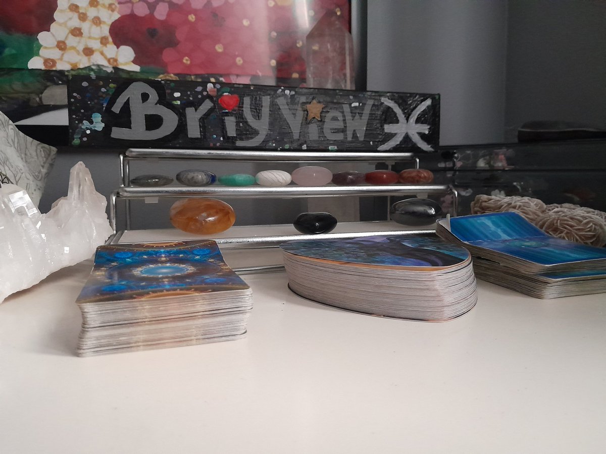 Briyana27's tweet image. Movement forward &amp;amp; soulmate union! ❤️ Briy View YouTube link in bio 

youtube.com/@TheBribri19

#briyview #briyviewreading #intuitive #oraclereading #tarotreading #lovereading