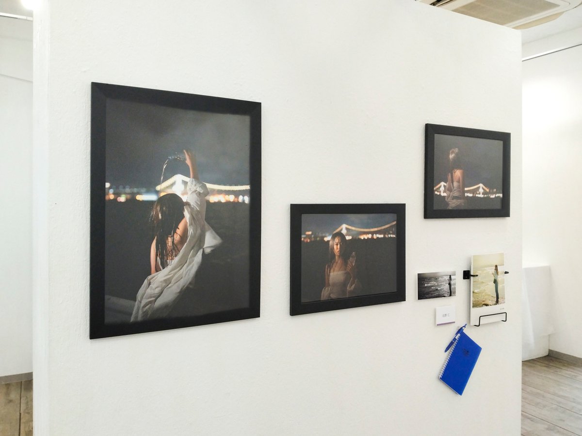 Jin_Kitano's tweet photo. 「濡れ髪展」ありがとうございました。
来場者数も過去最高との事で出展の一員として嬉しい限りです。

2年続けて出展させて頂きましたが、極狭テーマに試行錯誤をするも、とても楽しいテーマが心地よい。が、酷暑とは言え色々なリクエストに応えてくれたLunちゃんが凄い。感謝あるのみ！

#夏の余韻 https://t.co/ZJv1NxezXL