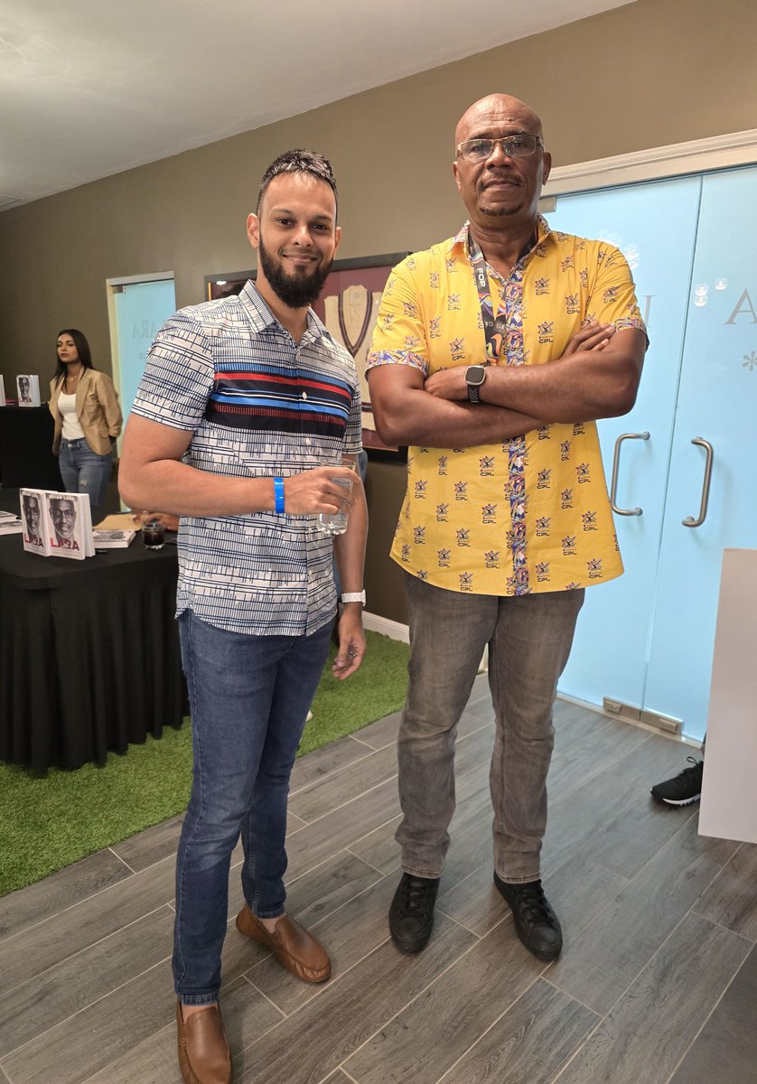 FPLDaggaFC's tweet image. Met the big man Ian Bishop today in Brian Lara's Corporate Box.
#CPL2024 
#TKR