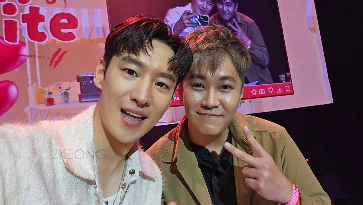 zKeong's tweet photo. I still can't believe this happen to me 🤯 so lucky been chosen by Je Hoon as one of the lucky winner (the only fanboy been chosen) 🍀🤪
This could be the best day of my entire life ever 🥰

#이제훈 #LEEJEHOON
#2024LEEJEHOON_AsiaTour #JehoonsFavorite #JehoonsFavorite_KUALALUMPUR https://t.co/QIQ9tdIw74