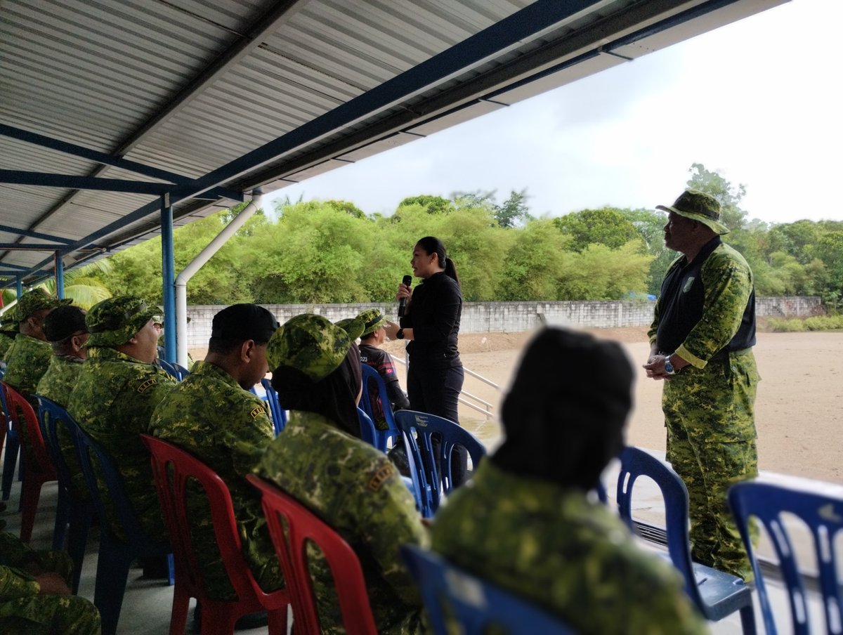 𝗨𝗝𝗜𝗔𝗡 𝗞𝗘𝗠𝗔𝗛𝗜𝗥𝗔𝗡 𝗠𝗘𝗡𝗘𝗠𝗕𝗔𝗞 𝗥𝗘𝗟𝗔 (𝗨𝗞𝗠𝗥) 
 Sorotan gambar semasa Ujian Kemahiran Menembak RELA yang di adakan pada 17 hingga 19 September 2024.