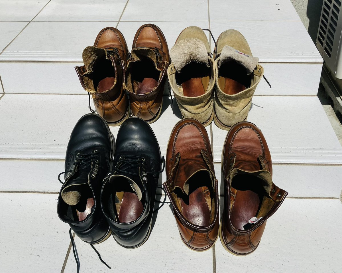 今日は湿気が少ないので、秋に向けてredwing達を天日干し🥾